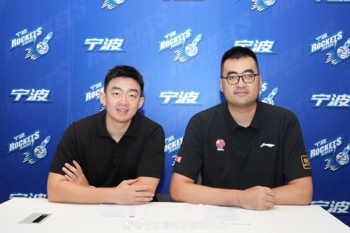bj, 公益事业, 多次入选全