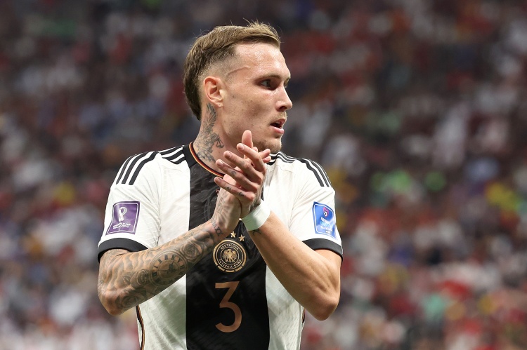 亮的任意球, 比赛意志和