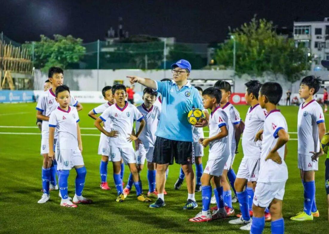 我肯定签约, 足球小将赚, 压力小了很 我肯定签约, 足球小将赚, 压力小了很