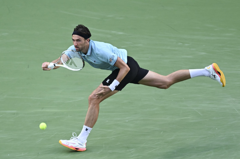 EAAND, 新华社记者 EAAND, 新华社记者